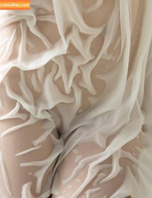 Yoana Nikolova photo #0405