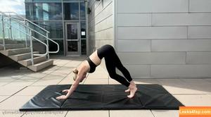 yogawithemily photo #0059