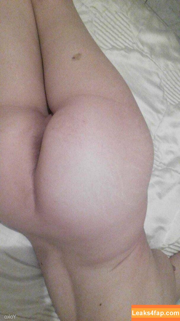 yoko_foxy / foxy.yoko leaked photo photo #0104