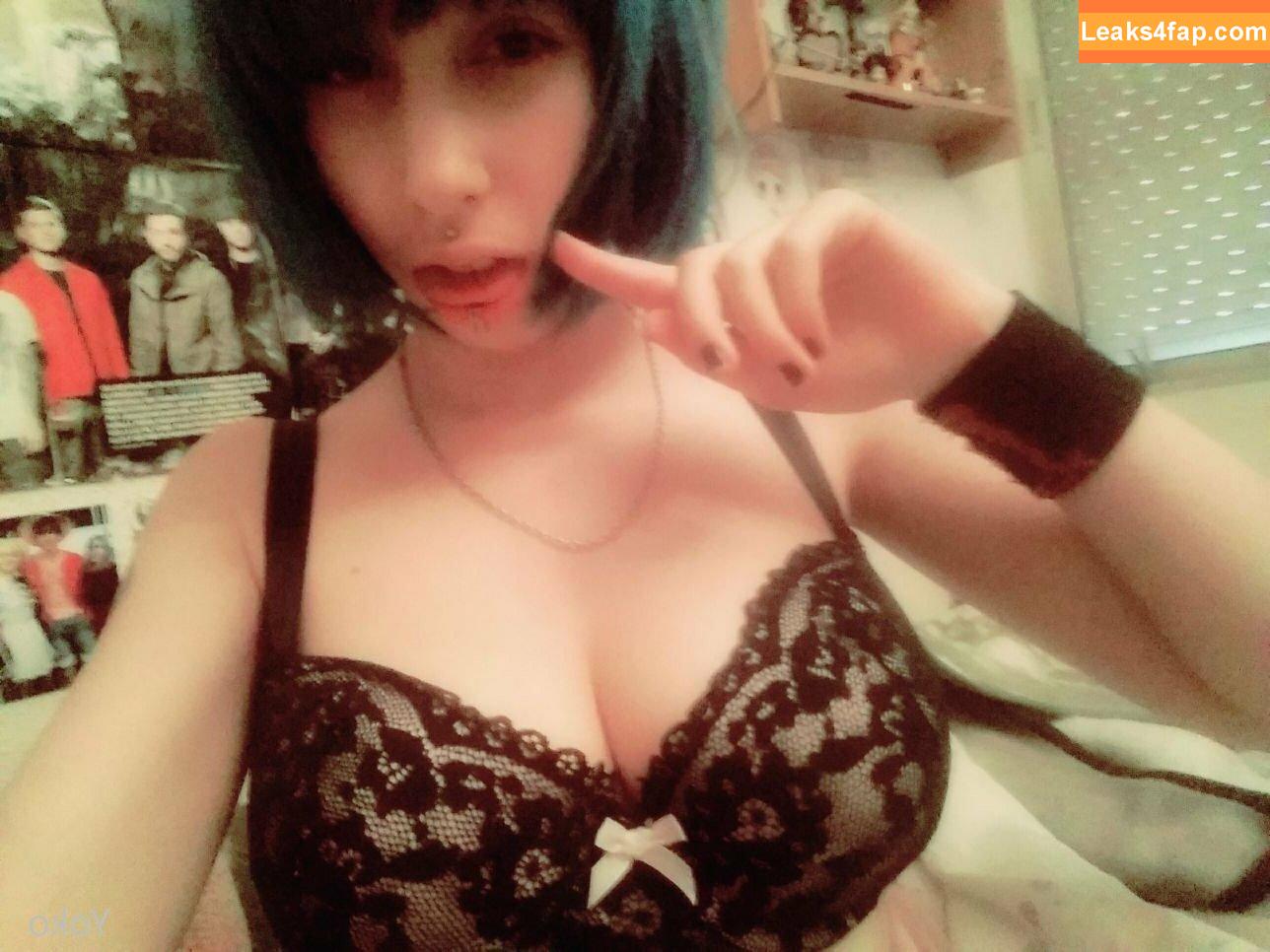 yoko_foxy / foxy.yoko leaked photo photo #0286