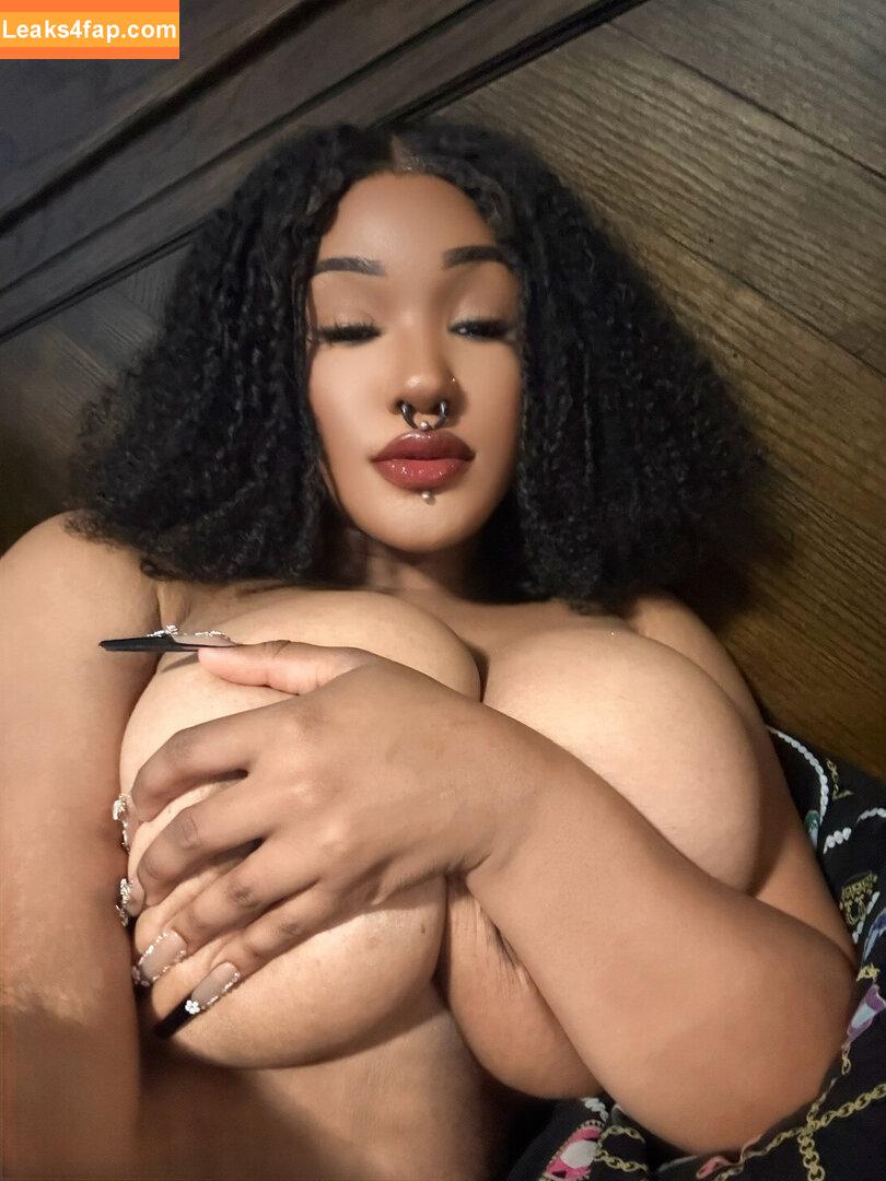 Yokopanx / yoko_foxy leaked photo photo #0105