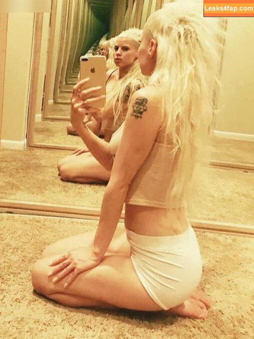 Yolandi Visser / dieantwoordd leaked photo photo #0034