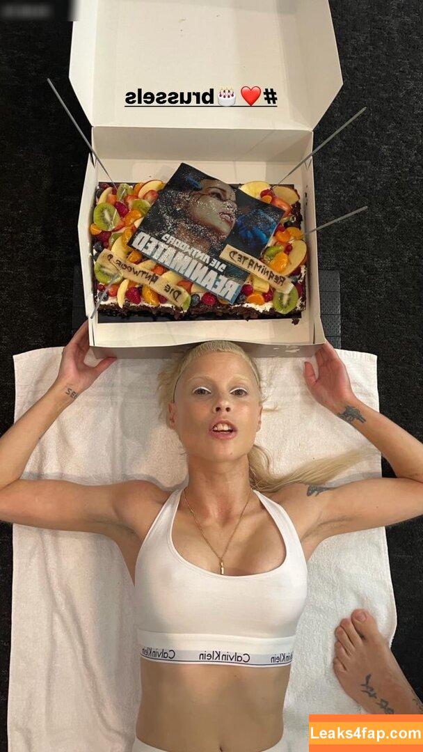 Yolandi Visser / dieantwoordd leaked photo photo #0055