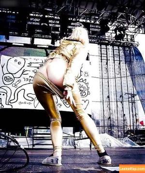 Yolandi Visser photo #0068