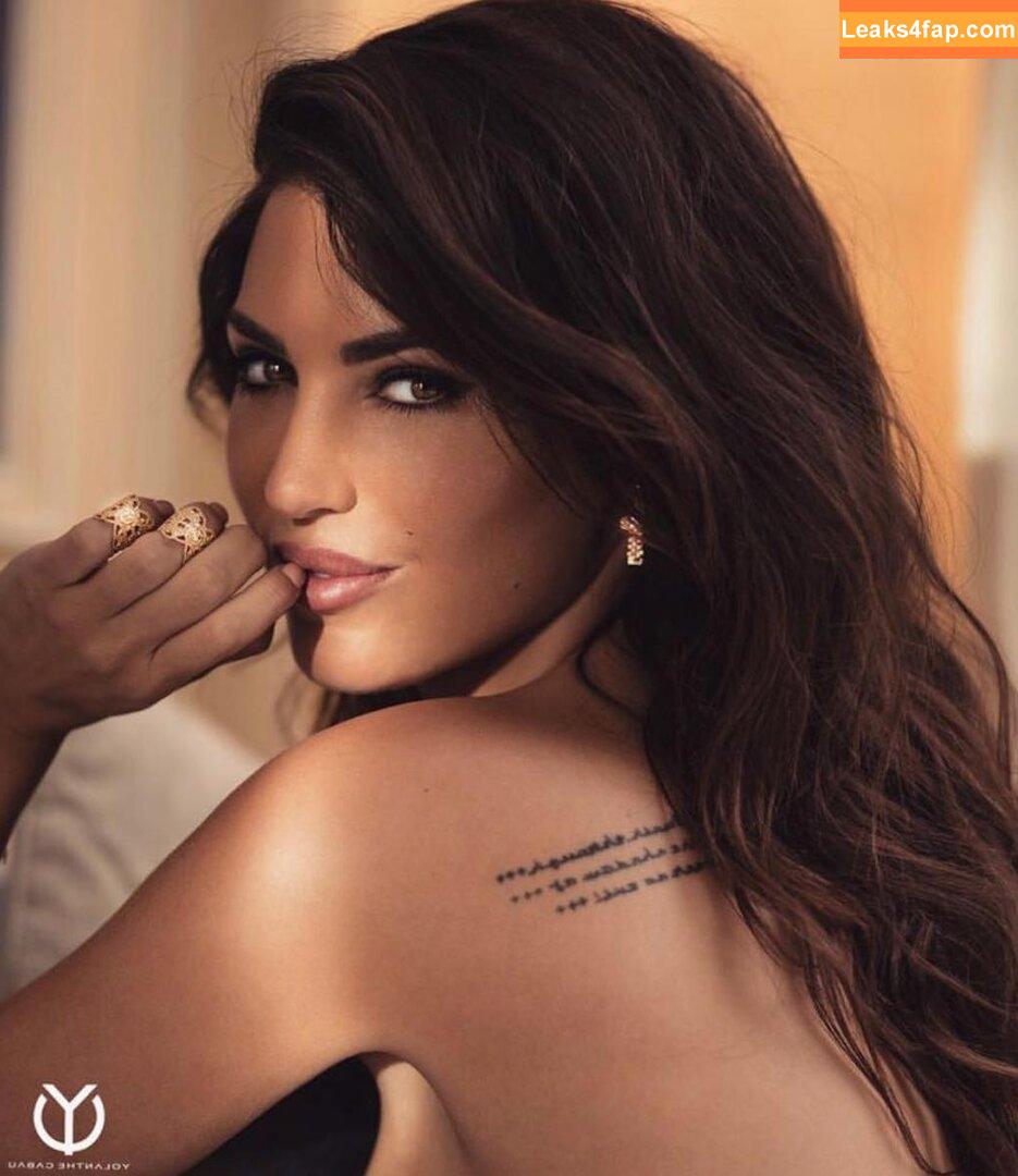 Yolanthe Cabau /  leaked photo photo #0019