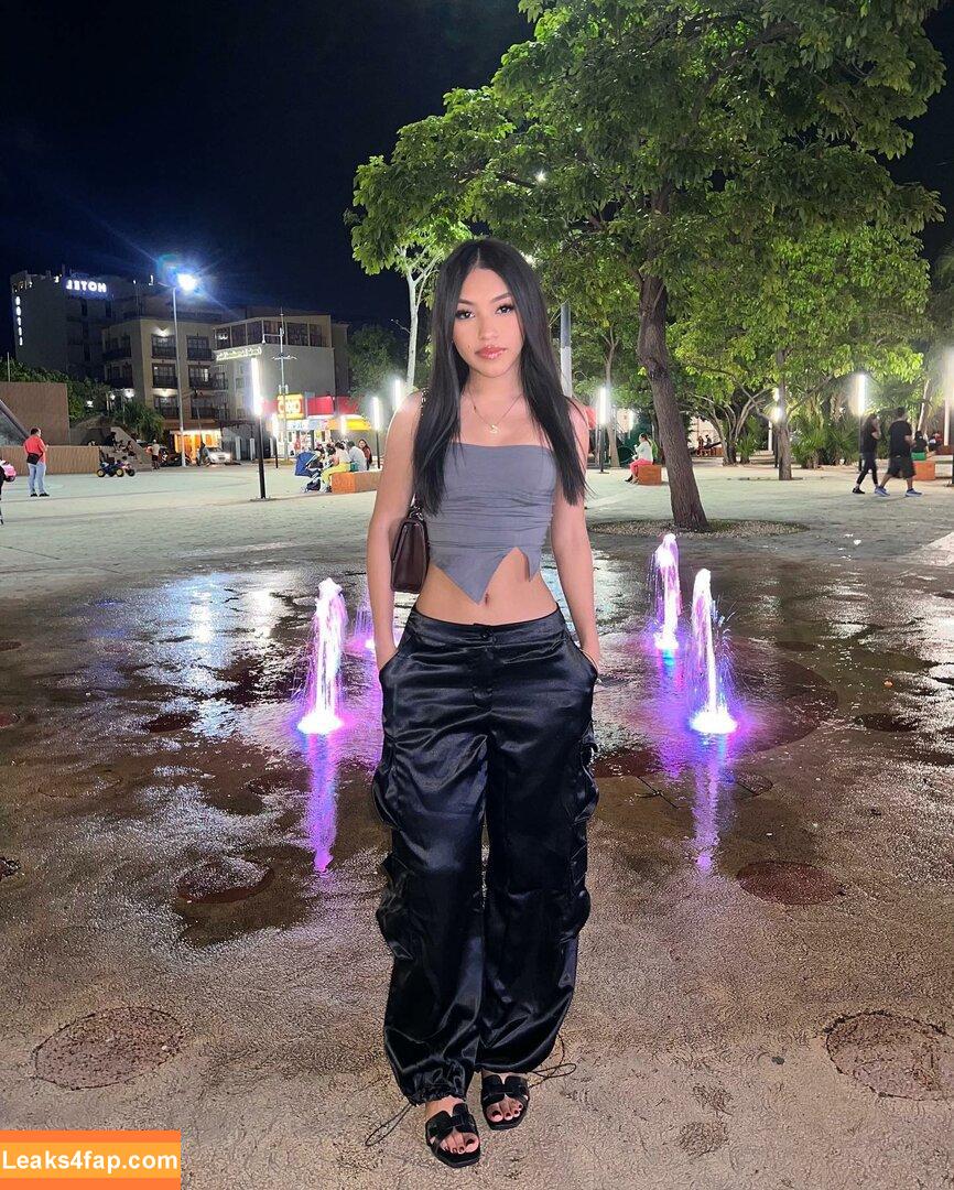 yolllbae / yolee_bae leaked photo photo #0051