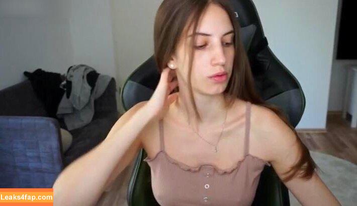Yonca / YoncaHagen leaked photo photo #0081