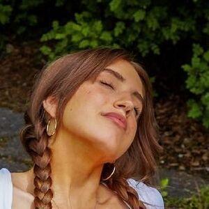 Yonca photo #0026