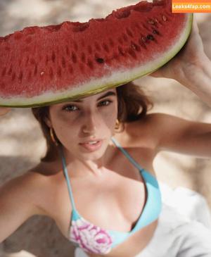 Yonca photo #0043
