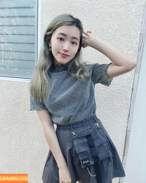 Yoojin фото #0028