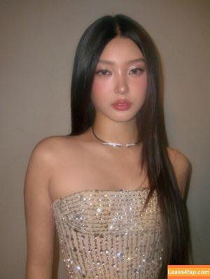 Yoonchae Jeong photo #0004