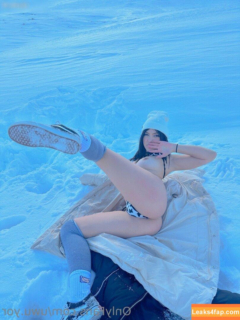 yor.uwu / gimme.your.uwu leaked photo photo #0149