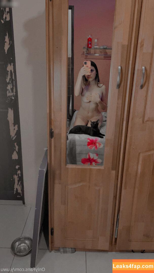 yor.uwu / gimme.your.uwu слитое фото фото #0185