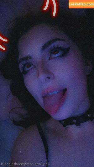 yosadthiccgirl photo #0088