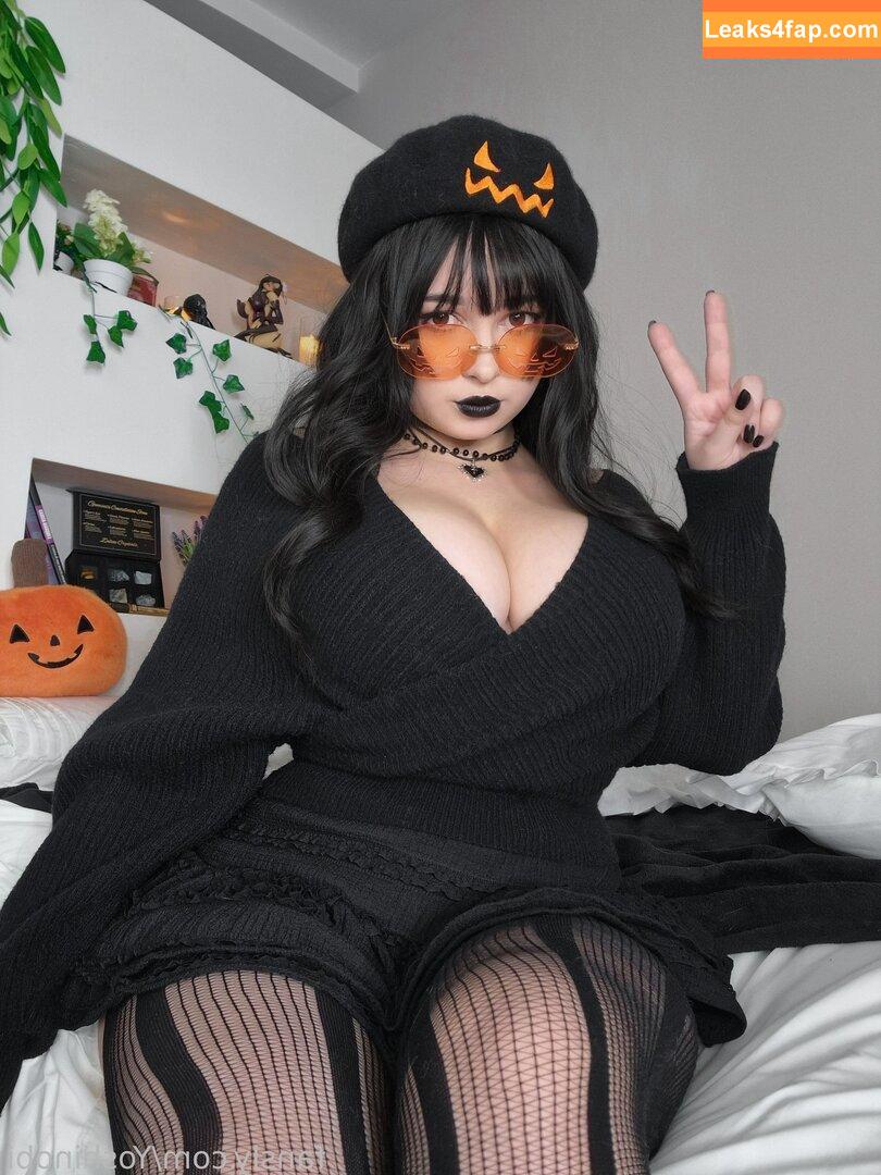 Yoshinobi / https: / yoshinobi_cosplay leaked photo photo #1168