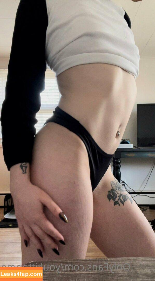 youkittenme / KittentheNerd / YoukittenMeXXX / aykittenme / youkittenme_ leaked photo photo #0007