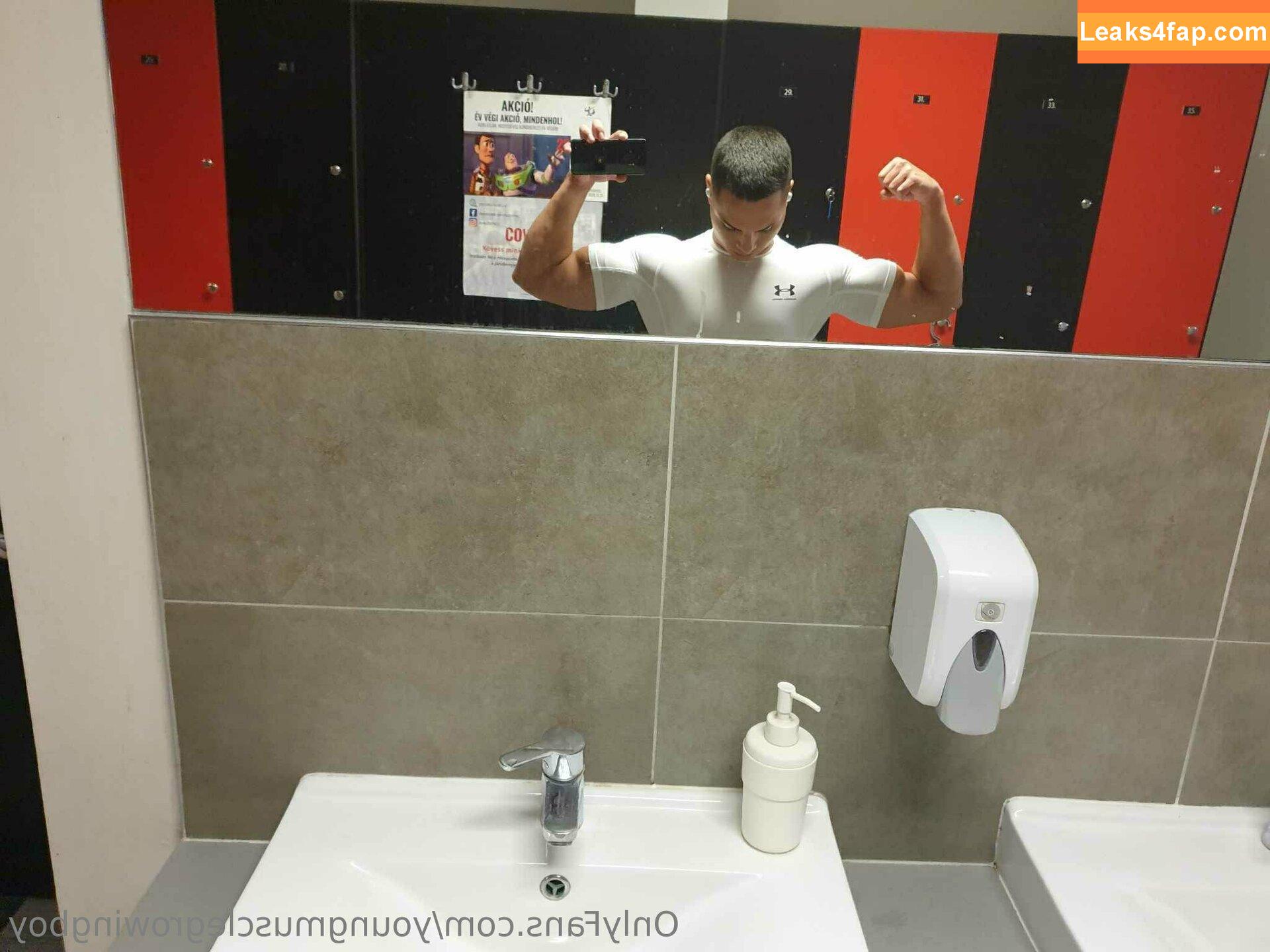 youngmusclegrowingboy /  leaked photo photo #0054