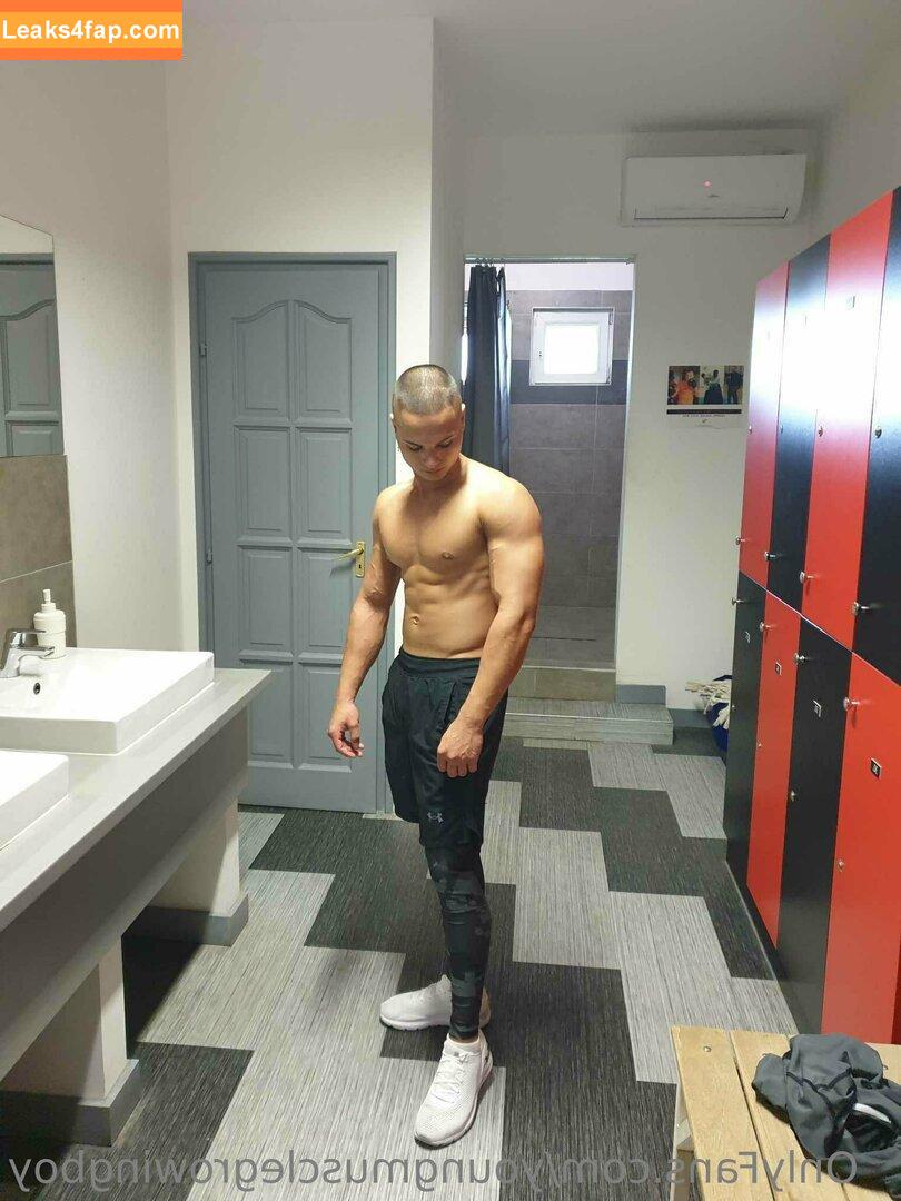 youngmusclegrowingboy /  leaked photo photo #0056