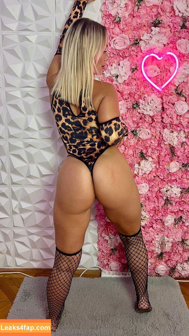 your_blondie_queen / queen.blondie._ leaked photo photo #0014