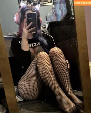 Your Dream Girlfriend photo #0015