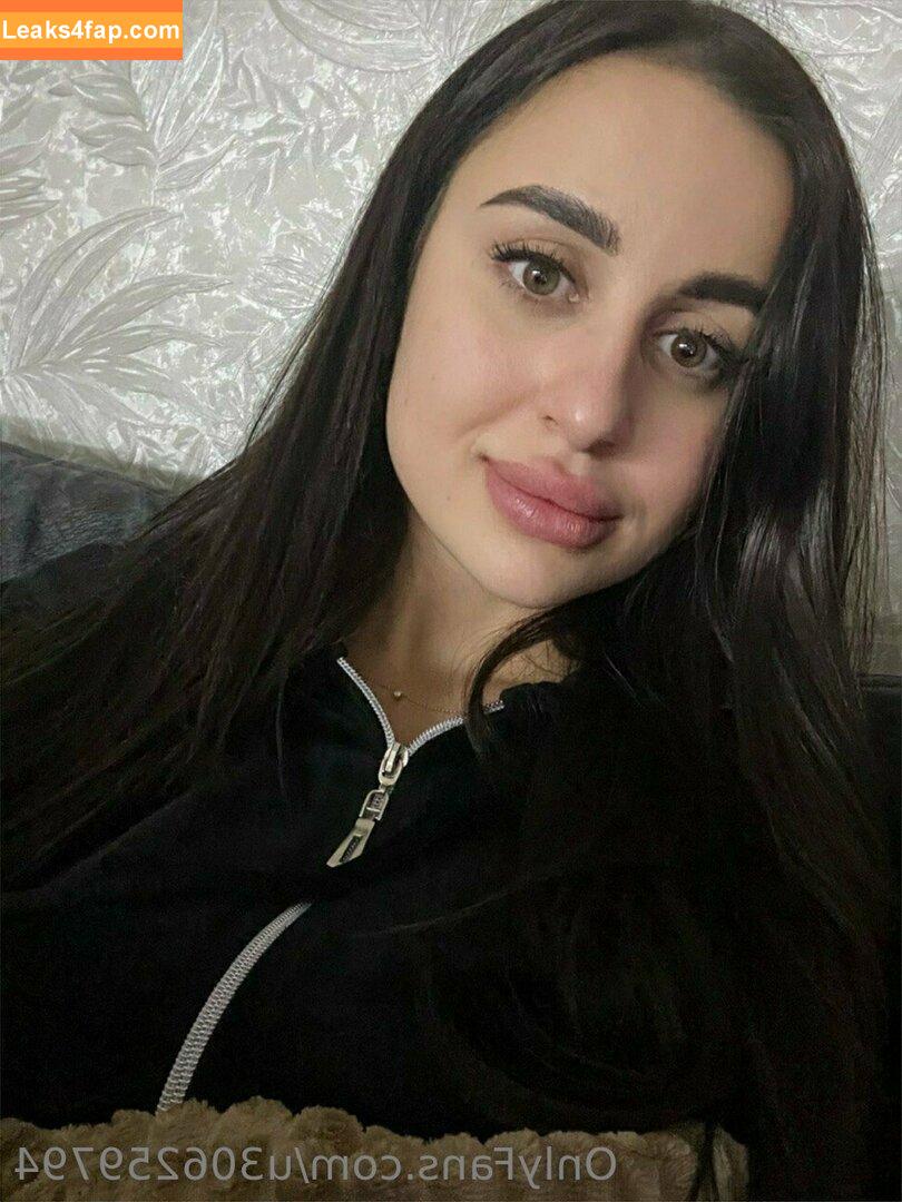 your_habibi / sweet_girl8838 leaked photo photo #0016