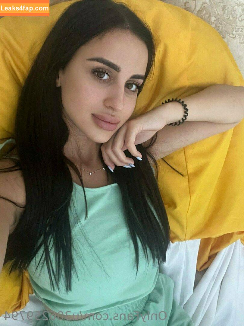 your_habibi / sweet_girl8838 leaked photo photo #0031