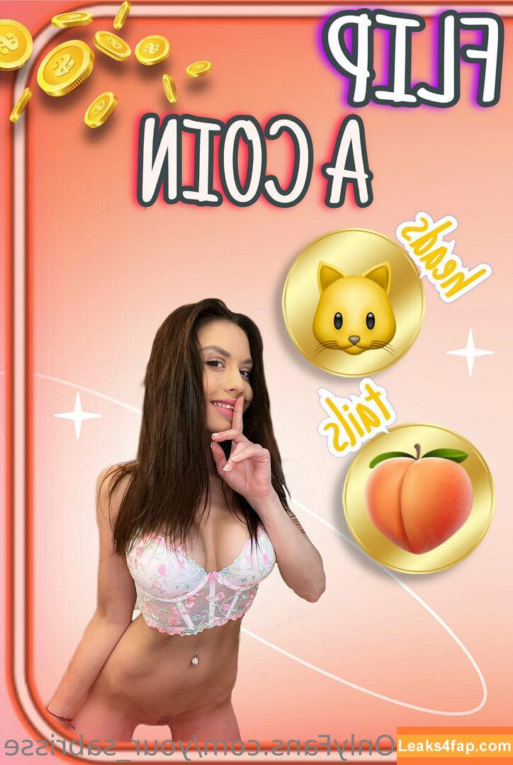 your_sabrisse / your_looks_e leaked photo photo #0175