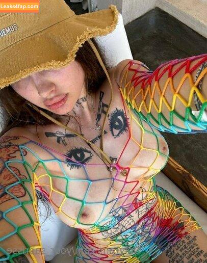 your_sabrisse / your_looks_e leaked photo photo #0176