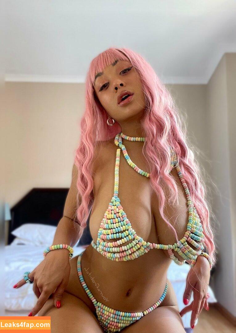 YourAfroBitch / Meleessa / melissabarreram / thatafrobitch leaked photo photo #0006