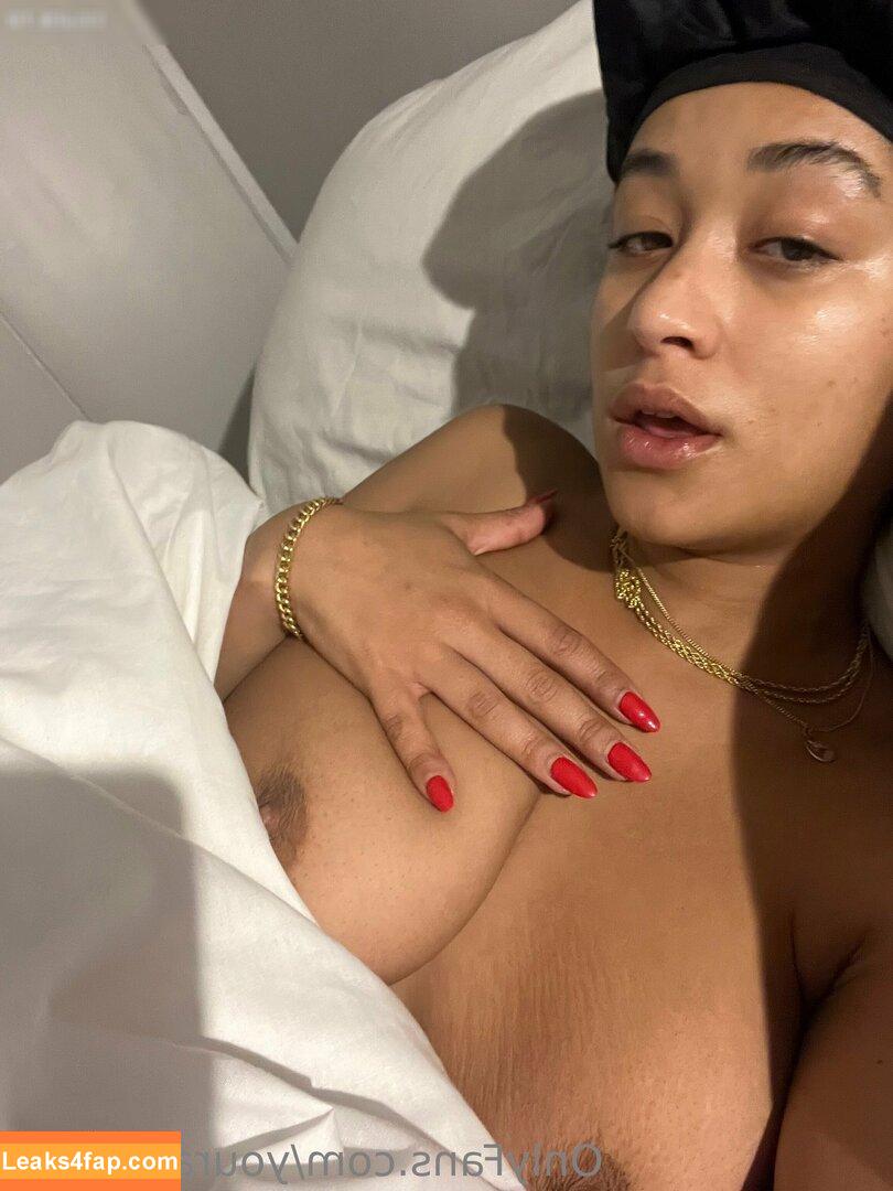 YourAfroBitch / Meleessa / melissabarreram / thatafrobitch leaked photo photo #0169
