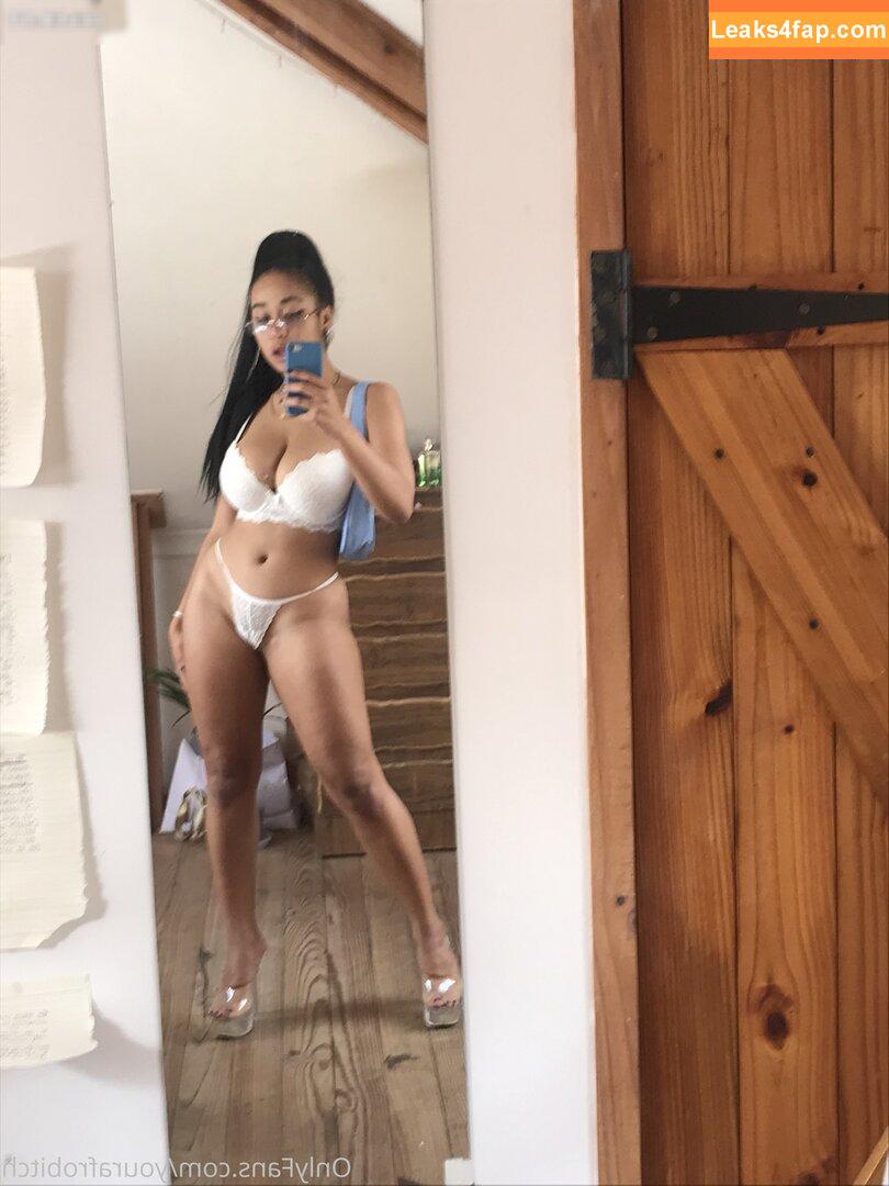 YourAfroBitch / Meleessa / melissabarreram / thatafrobitch leaked photo photo #0275