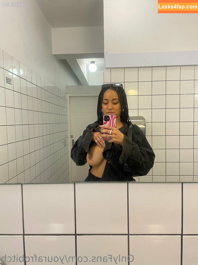 YourAfroBitch / Meleessa / melissabarreram / thatafrobitch leaked photo photo #0398