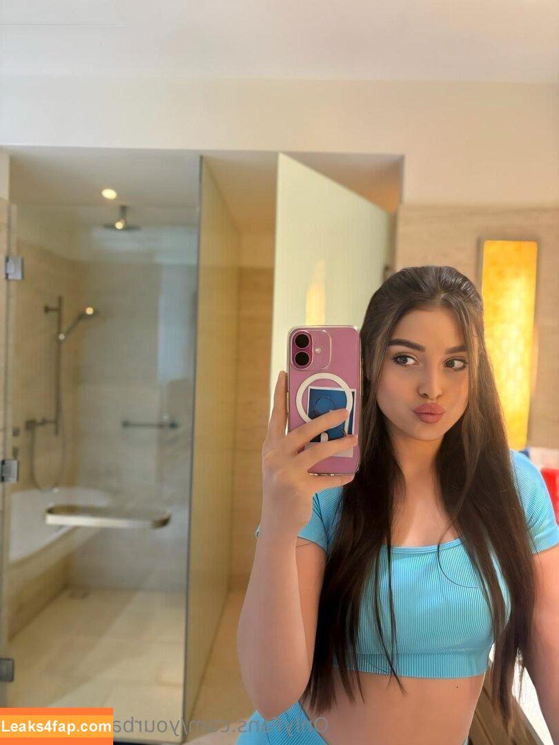 yourbabylsabella /  leaked photo photo #0016