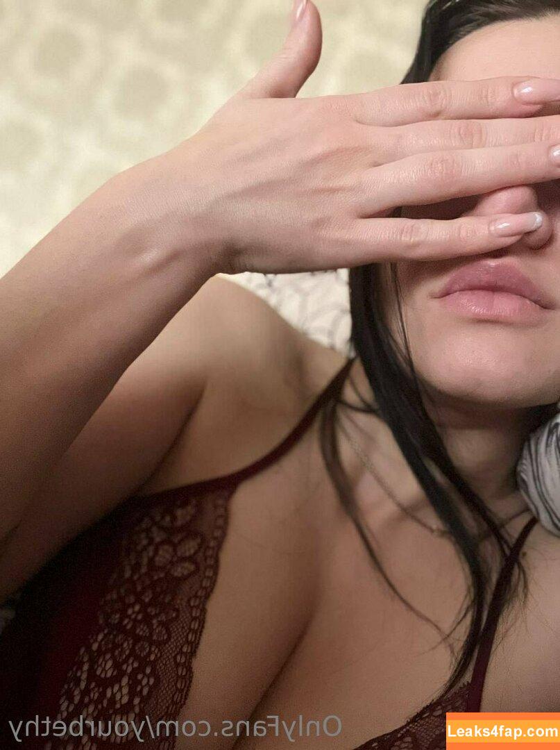 yourbethy /  leaked photo photo #0010