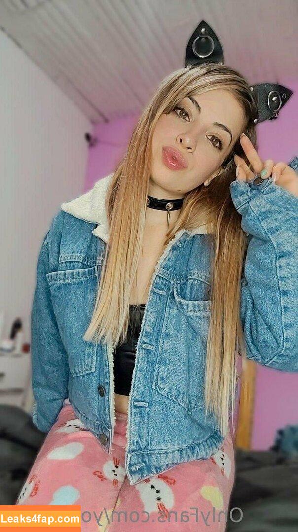 yourbethy /  слитое фото фото #0040