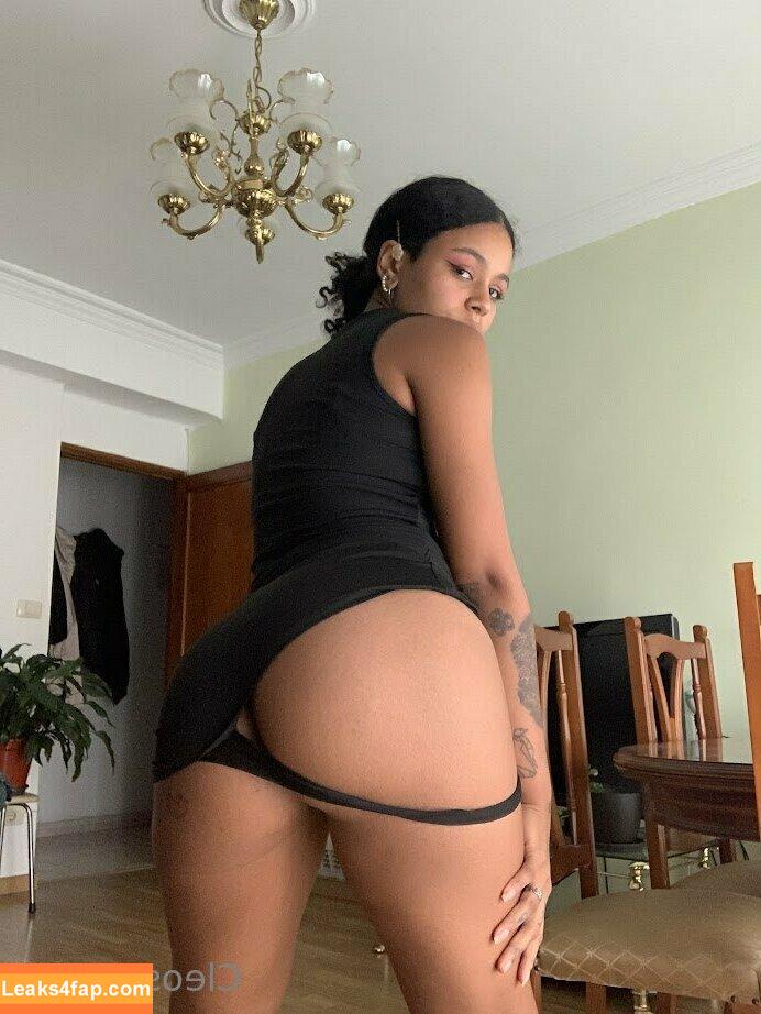 yourcleopathra / babecleoo / realkleopathraa leaked photo photo #0139