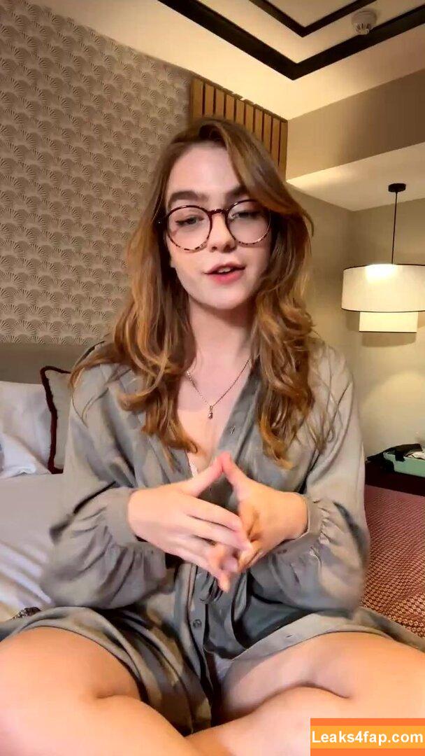 YourCoraRossi / Cora Rossi / cora18559ros / your.corarossi leaked photo photo #0440