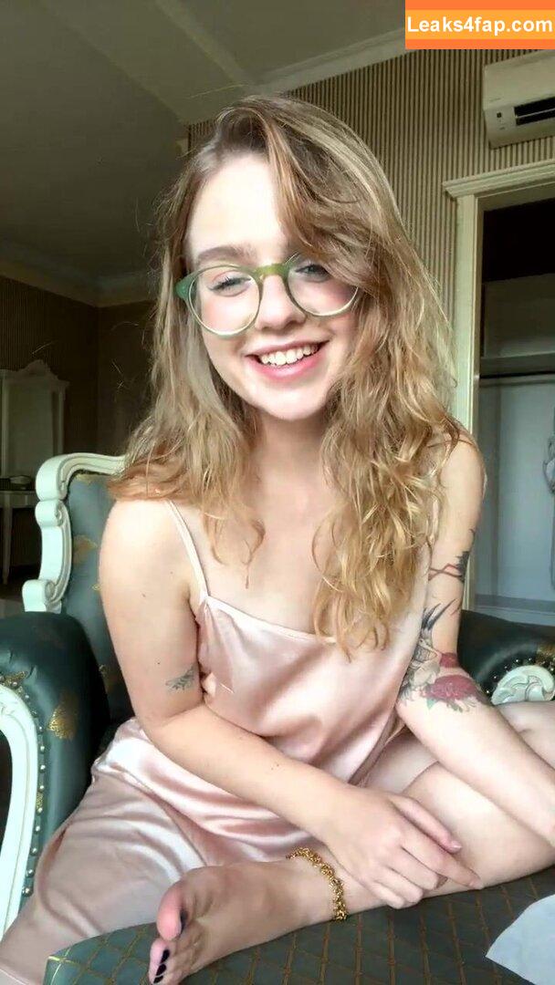 YourCoraRossi / Cora Rossi / cora18559ros / your.corarossi leaked photo photo #0441