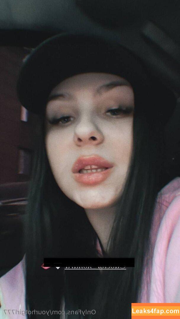 yourhotgirl777 /  leaked photo photo #0010