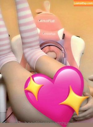 yourinternetgirlfriendx photo #0033