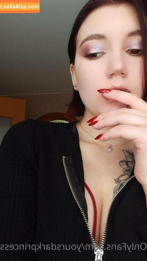 yoursdarkprincess photo #0004