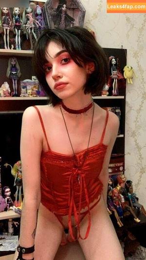 YourSmallDoll photo #0719