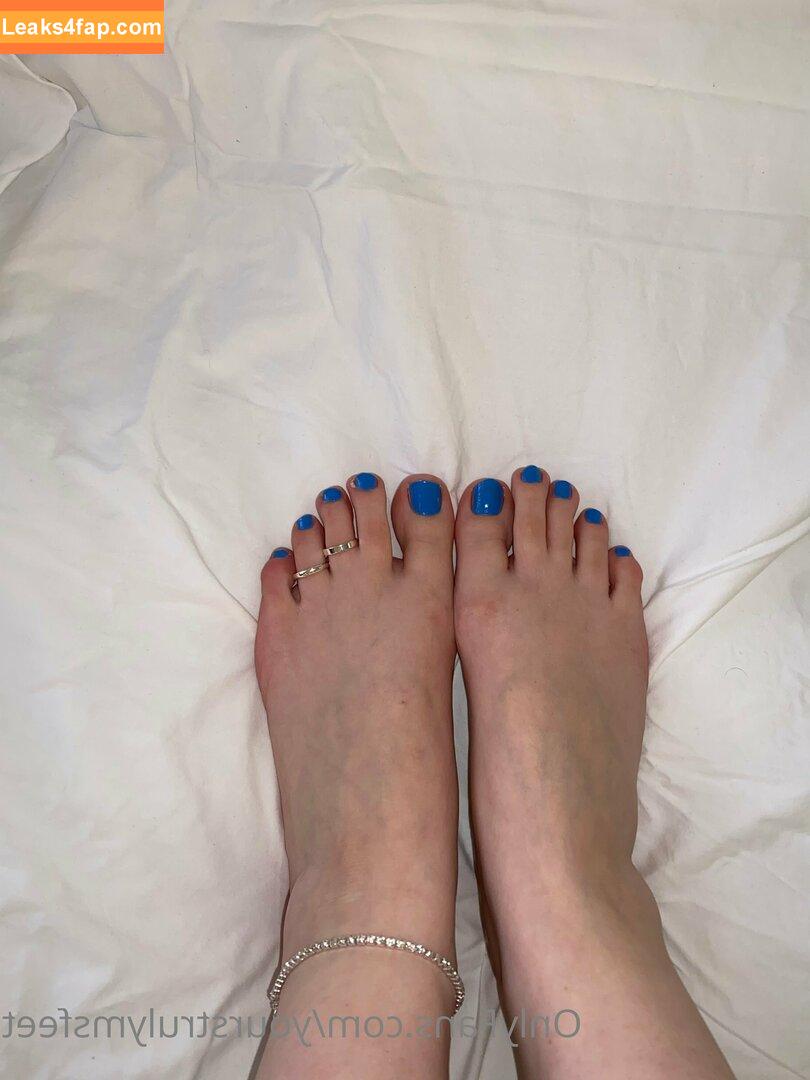 yourstrulymsfeet /  leaked photo photo #0010