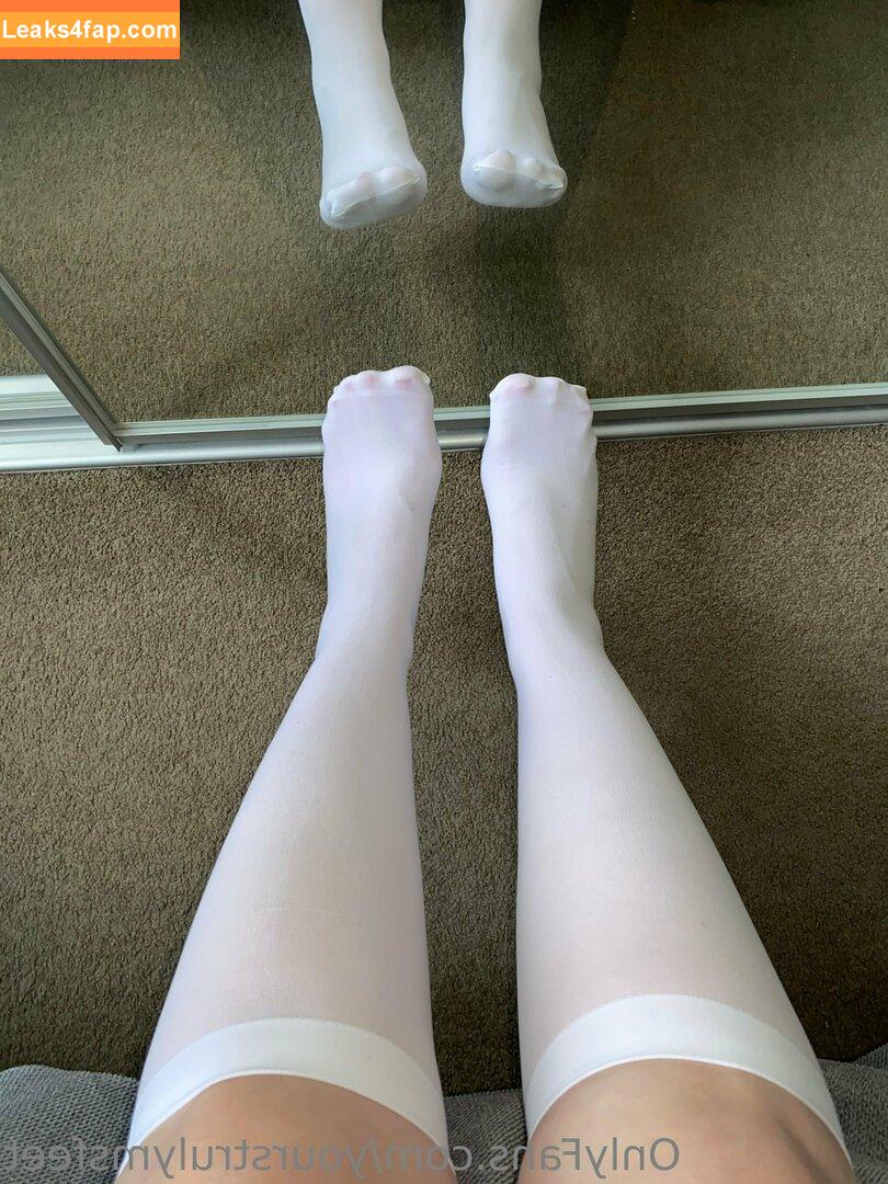 yourstrulymsfeet /  leaked photo photo #0027