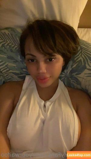 yourwaifoo photo #0261