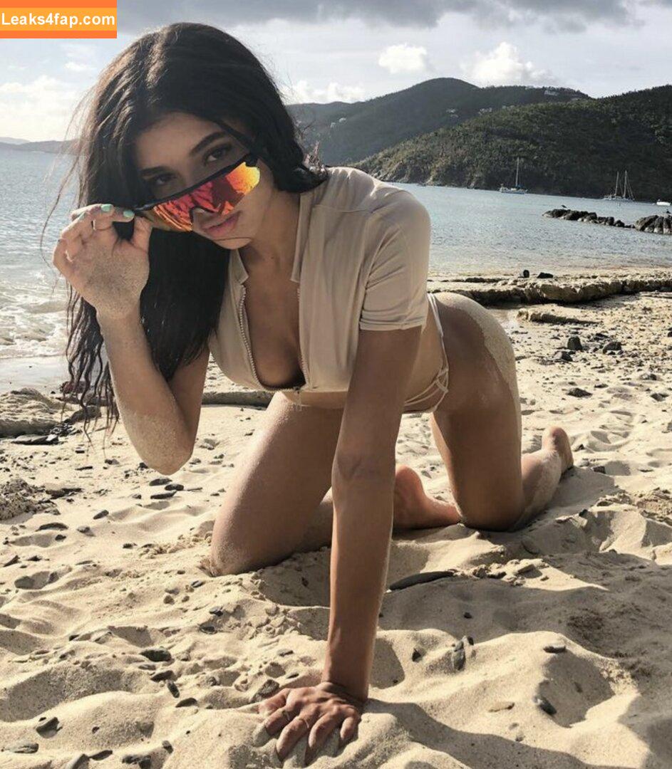 Yovanna Ventura / Yoventura / whoisyoventura leaked photo photo #0327