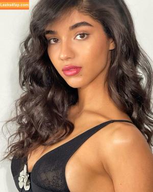 Yovanna Ventura photo #0199