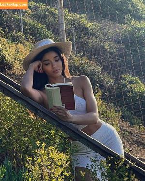 Yovanna Ventura photo #0235