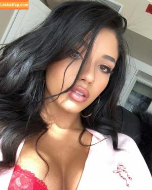 Yovanna Ventura photo #0349