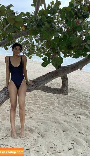 Yovanna Ventura photo #0496